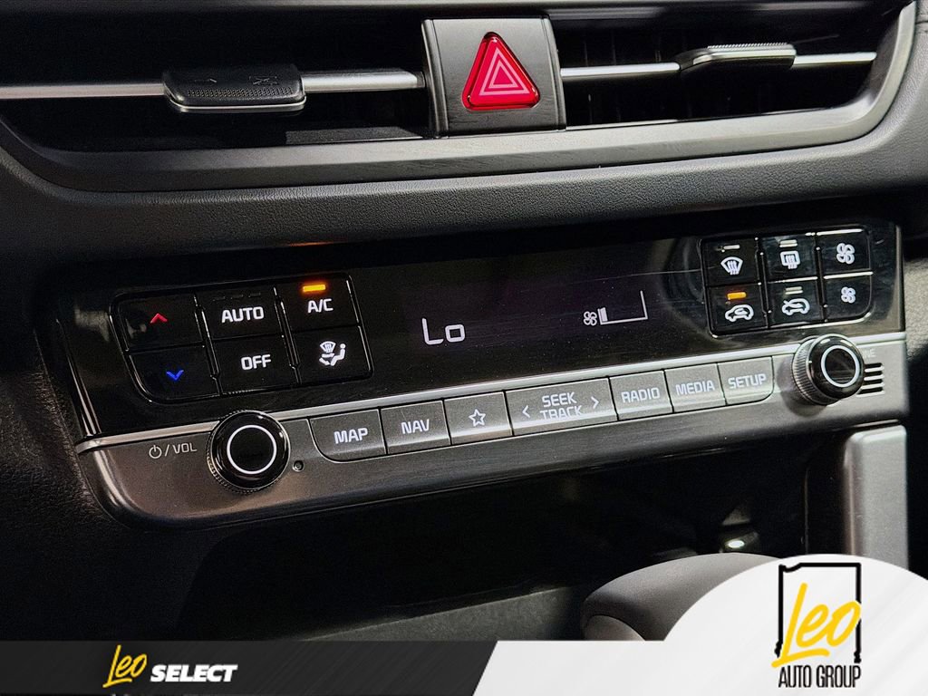 Used 2025 Kia Seltos EX w/ EX Sunroof Package image 16