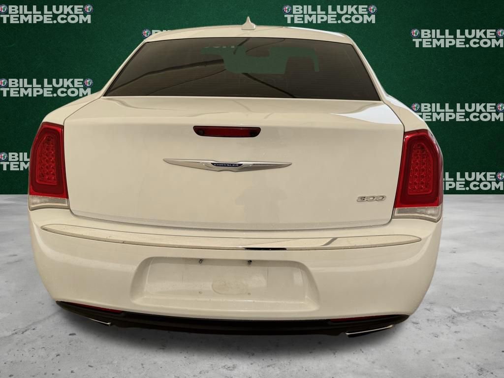 Used 2019 Chrysler 300 Limited image 7
