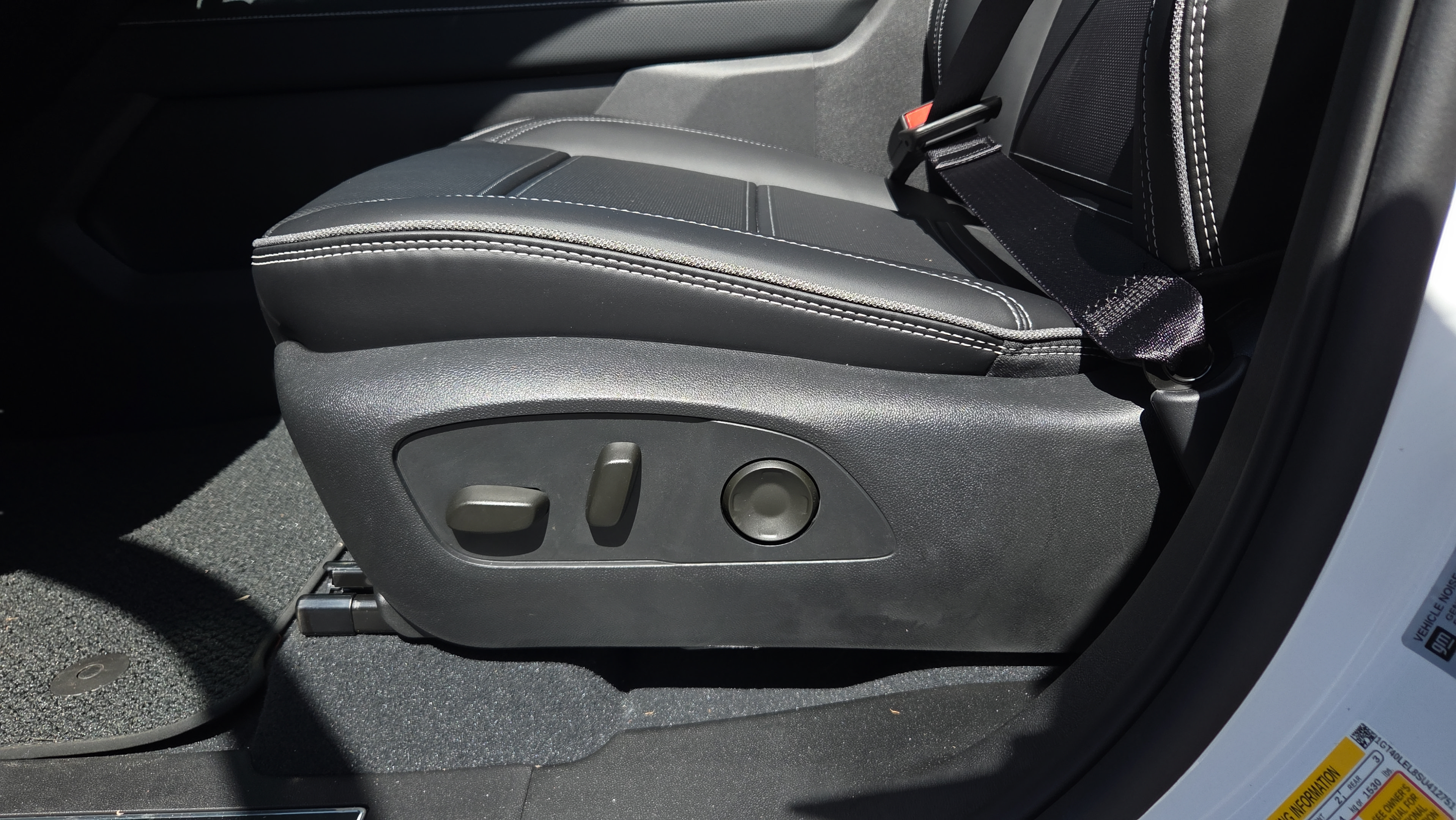New 2025 GMC Sierra EV Denali AWD/4WD image 22