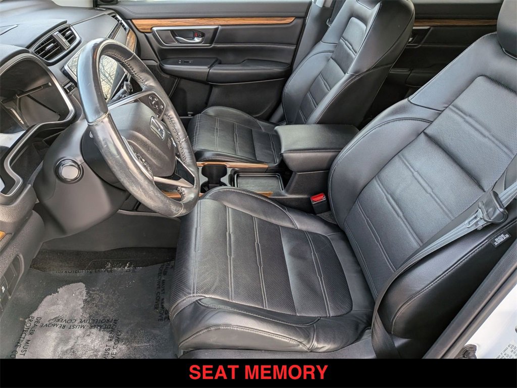Used 2020 Honda CR-V Touring image 3