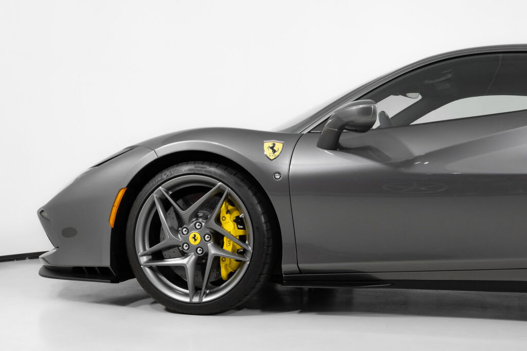 Used 2022 Ferrari F8 Tributo image 16