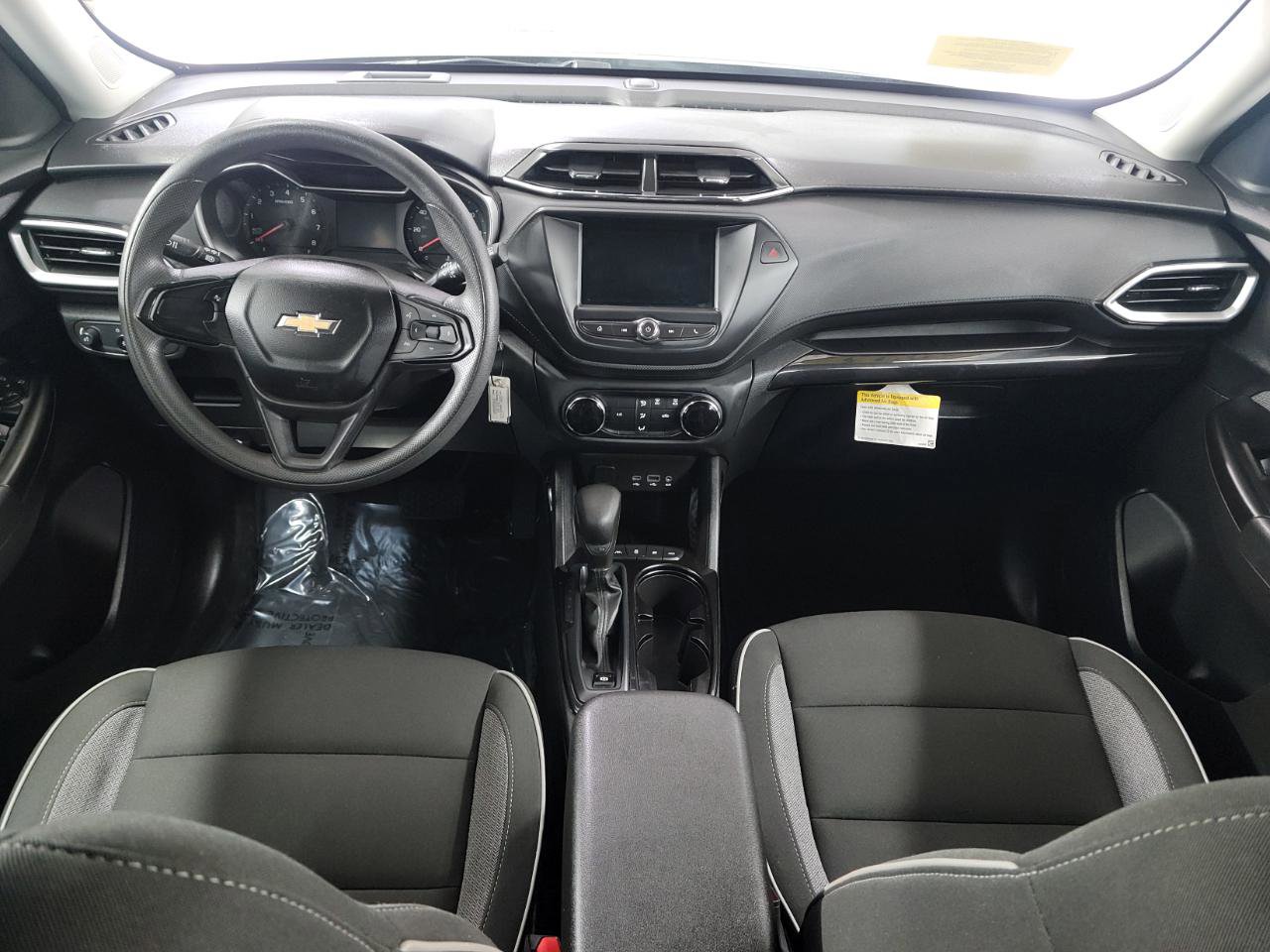 Used 2023 Chevrolet TrailBlazer LS AWD/4WD image 16