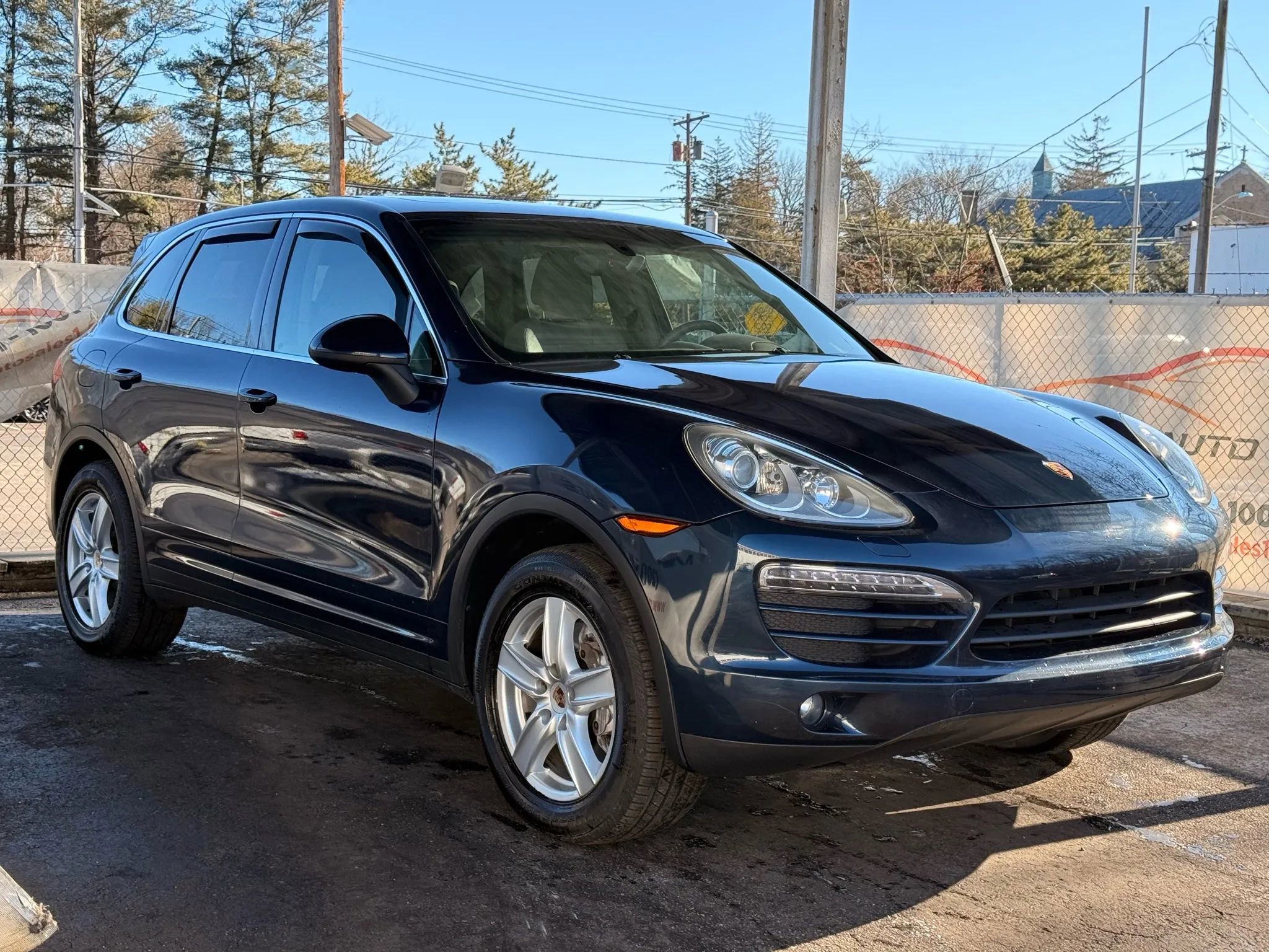 Used 2014 Porsche Cayenne Platinum Edition AWD/4WD image 6