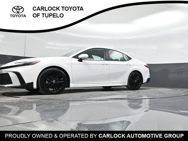 Used 2026 Toyota Camry SE FWD image 47