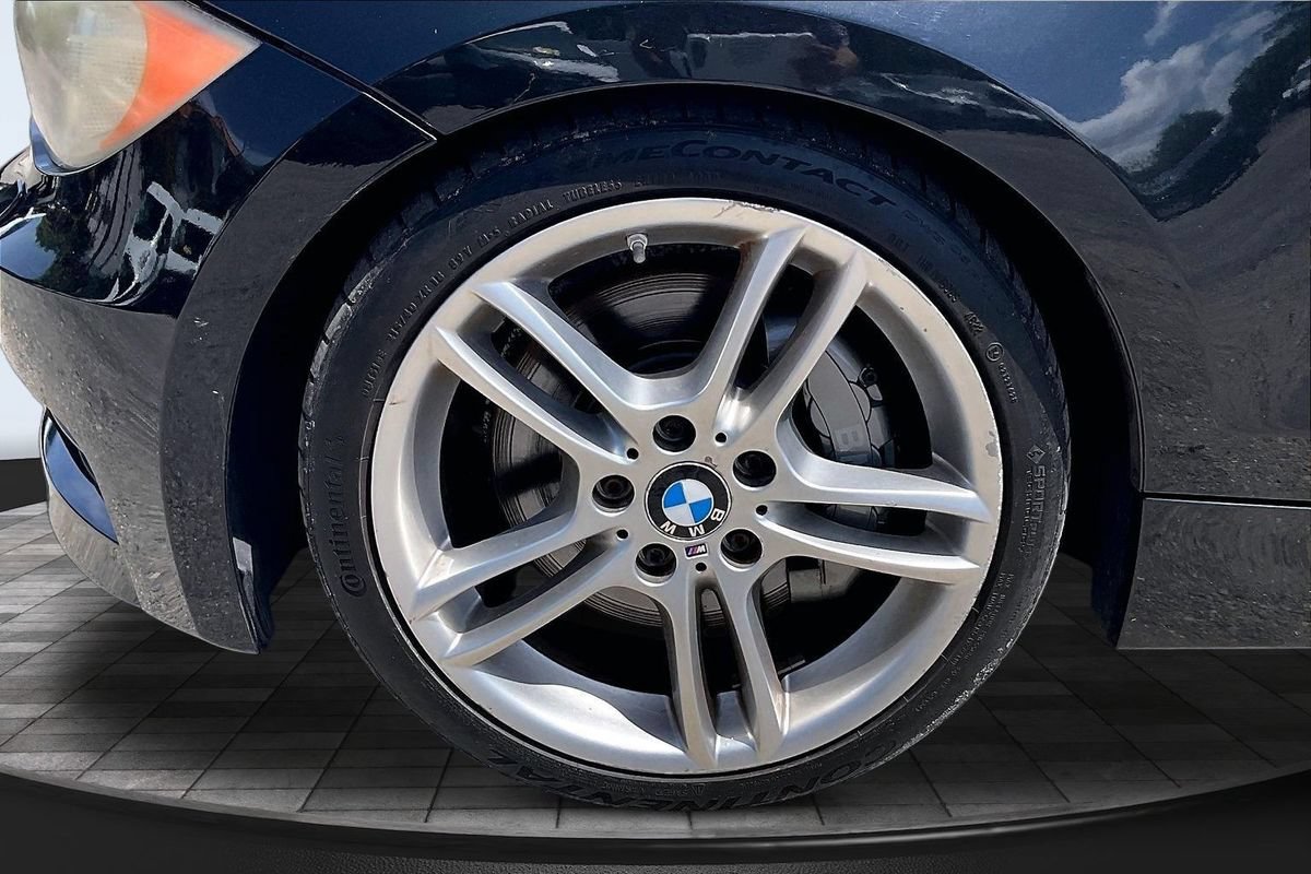 Used 2012 BMW 135i Convertible RWD image 30