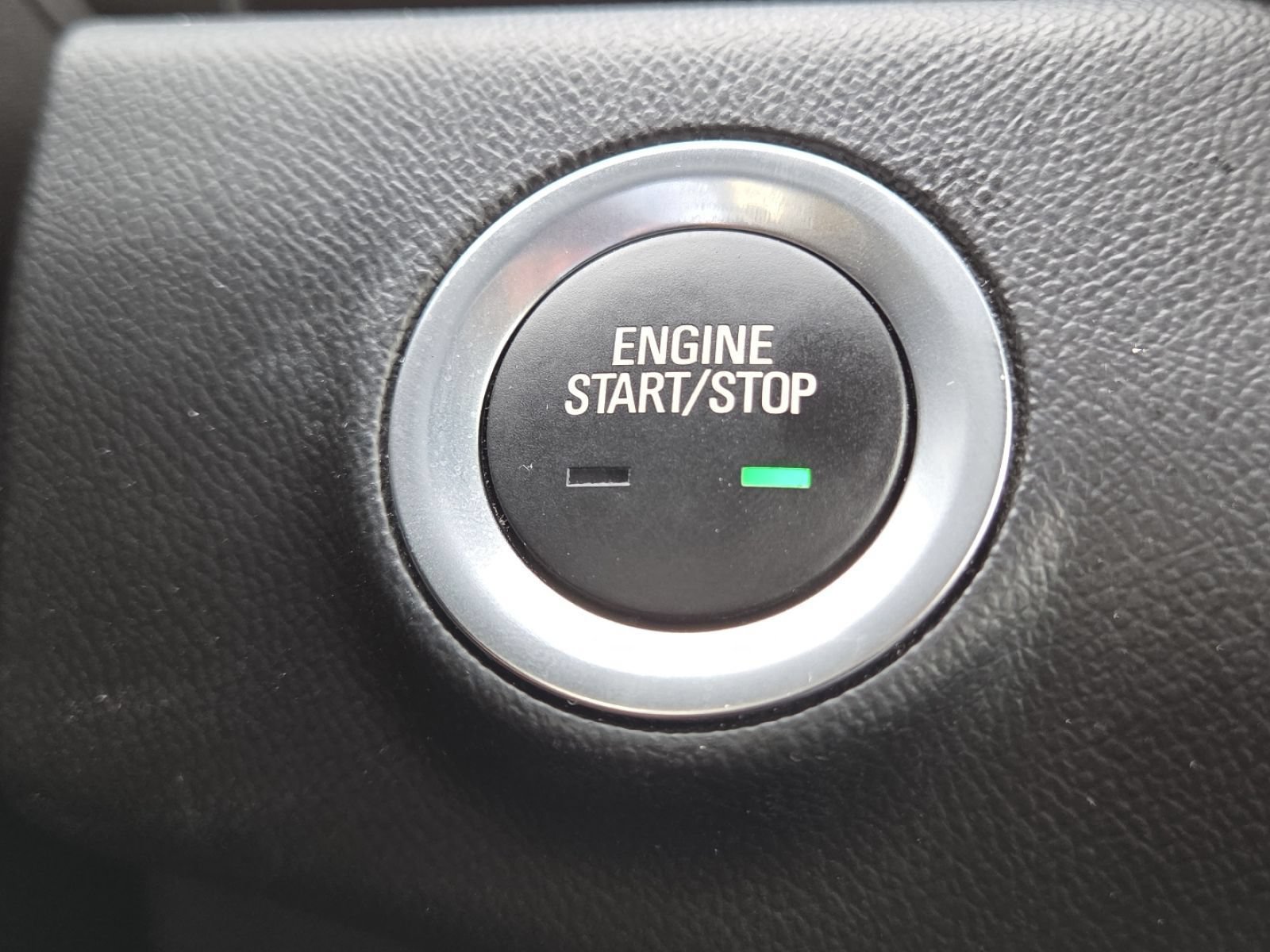 Used 2024 GMC Terrain AT4 AWD/4WD image 6