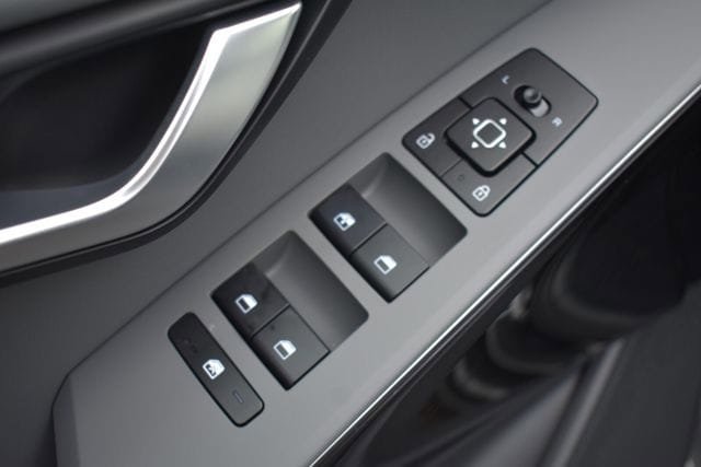 New 2026 Kia Niro EX FWD image 23