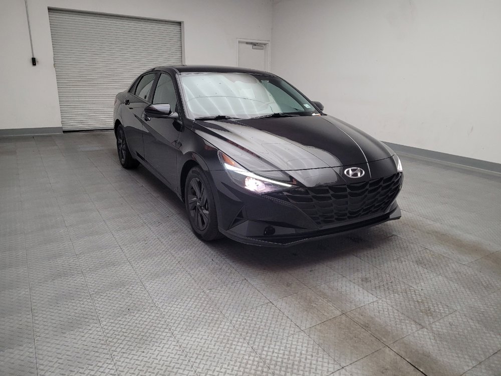 Used 2022 Hyundai Elantra SEL w/ Cargo Package image 13