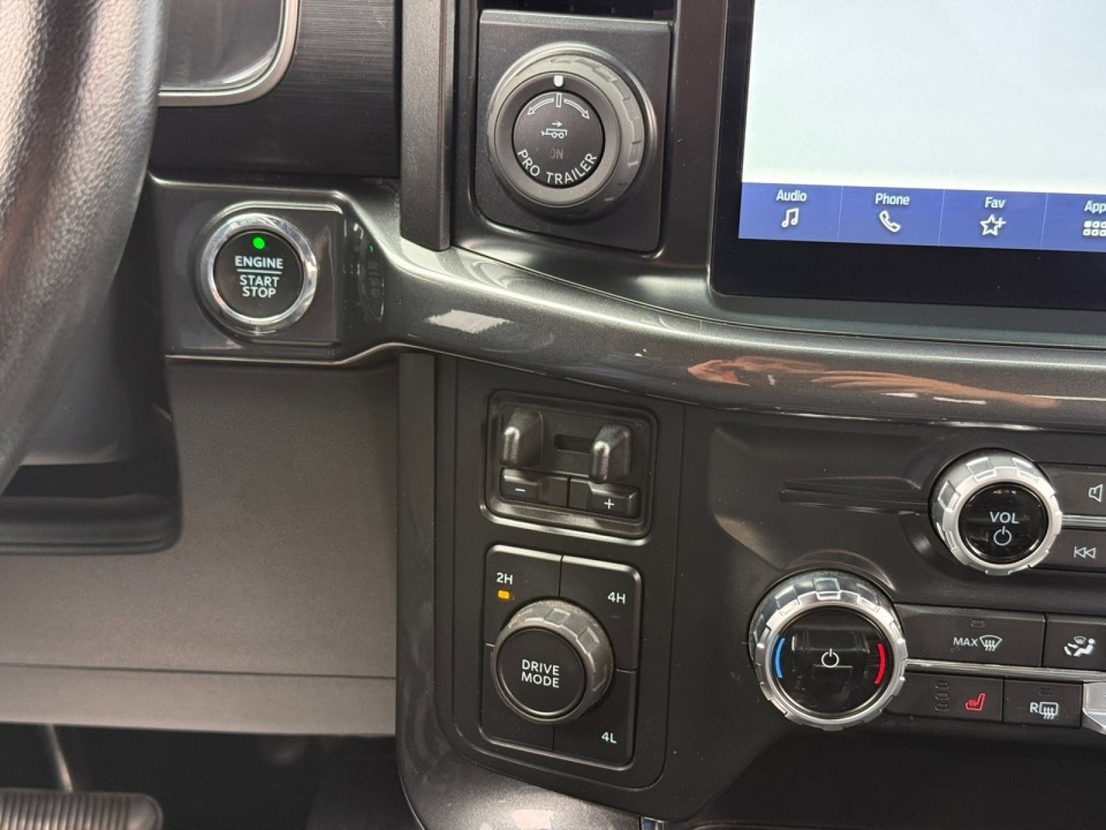 Used 2022 Ford F150 XLT w/ Equipment Group 302A High image 30