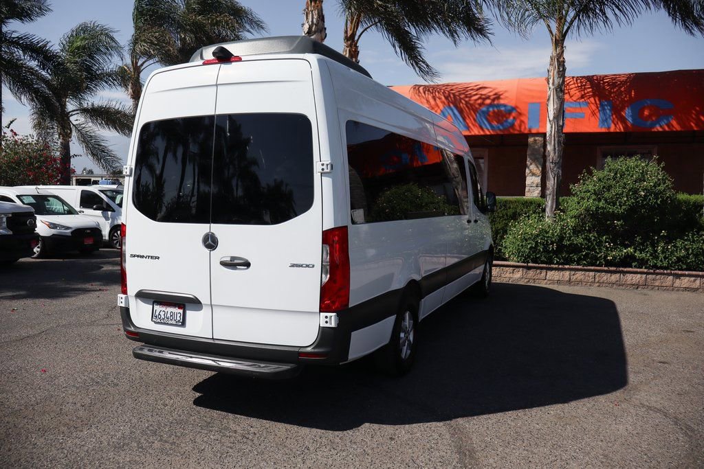 Used 2019 Mercedes-Benz Sprinter 2500 image 9