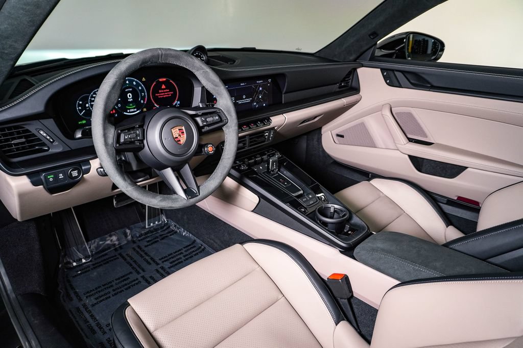 Certified 2026 Porsche 911 Carrera 4 GTS AWD/4WD image 4