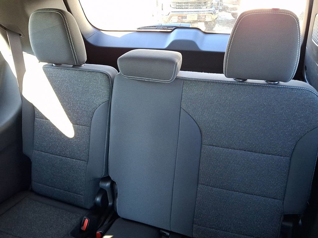 Used 2026 Chevrolet Traverse LT w/ Driver Confidence Package image 10