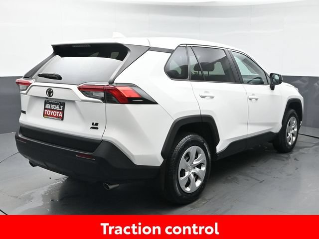 Used 2023 Toyota RAV4 LE AWD/4WD image 7