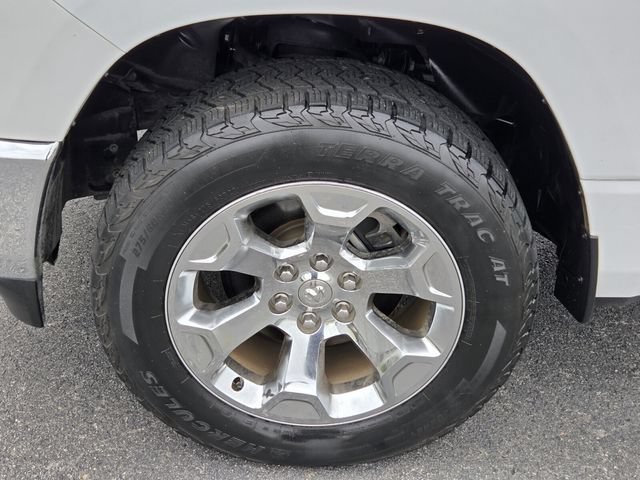 Used 2019 RAM 1500 Big Horn RWD image 16