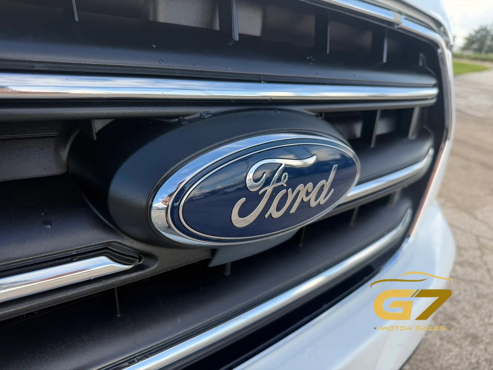 Used 2020 Ford Transit 350 XLT RWD image 3