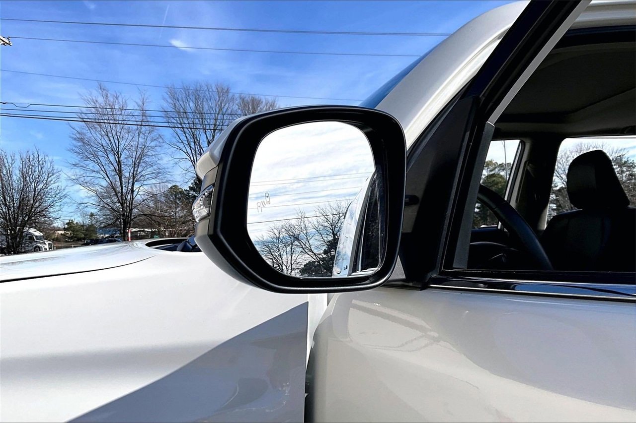 Used 2022 Toyota 4Runner Limited image 29