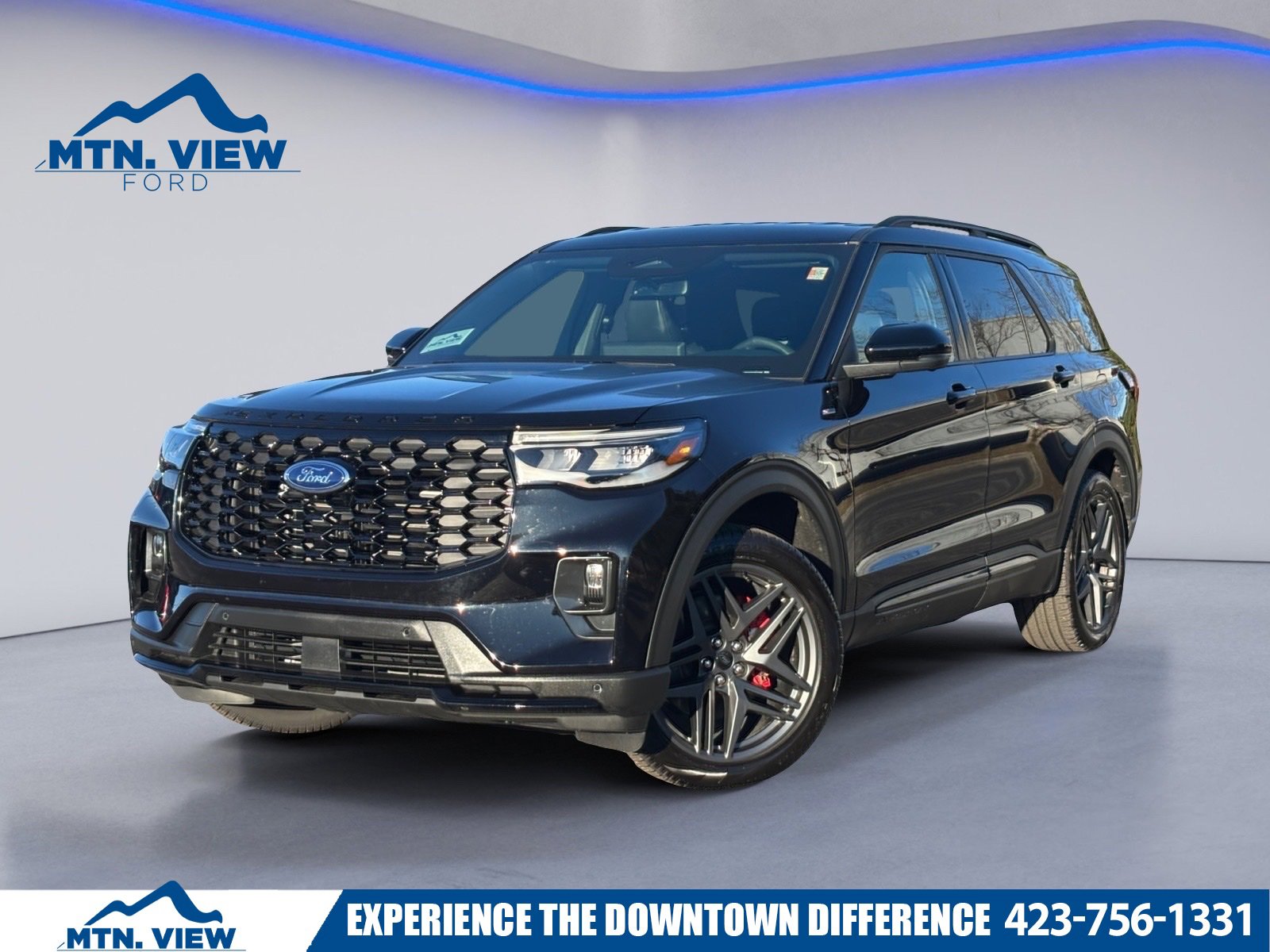 Used 2025 Ford Explorer ST-Line w/ Premium Package image 1