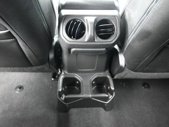 Used 2023 Jeep Wrangler Sport image 21