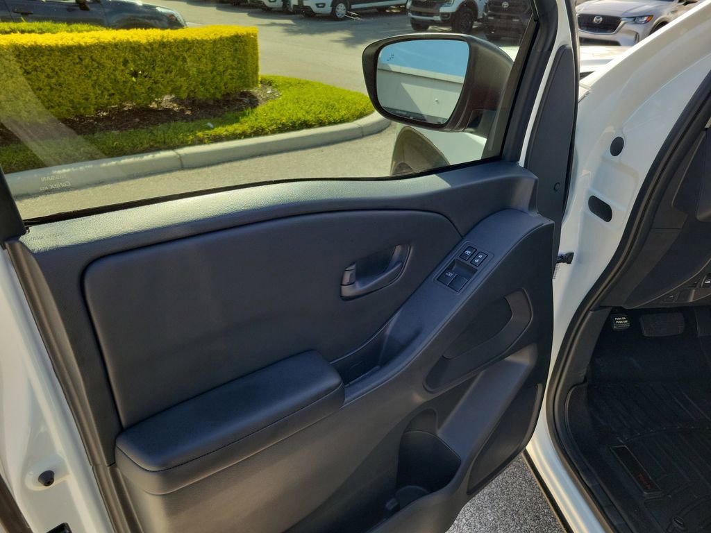 Certified 2025 Nissan Frontier S w/ S Utility Package image 21