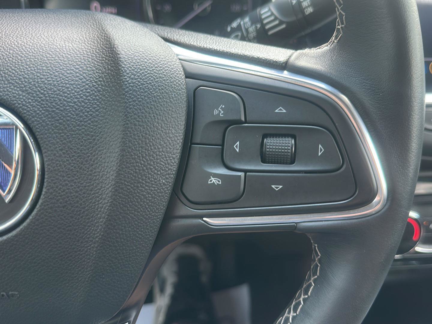Used 2021 Buick Encore GX Preferred FWD image 28