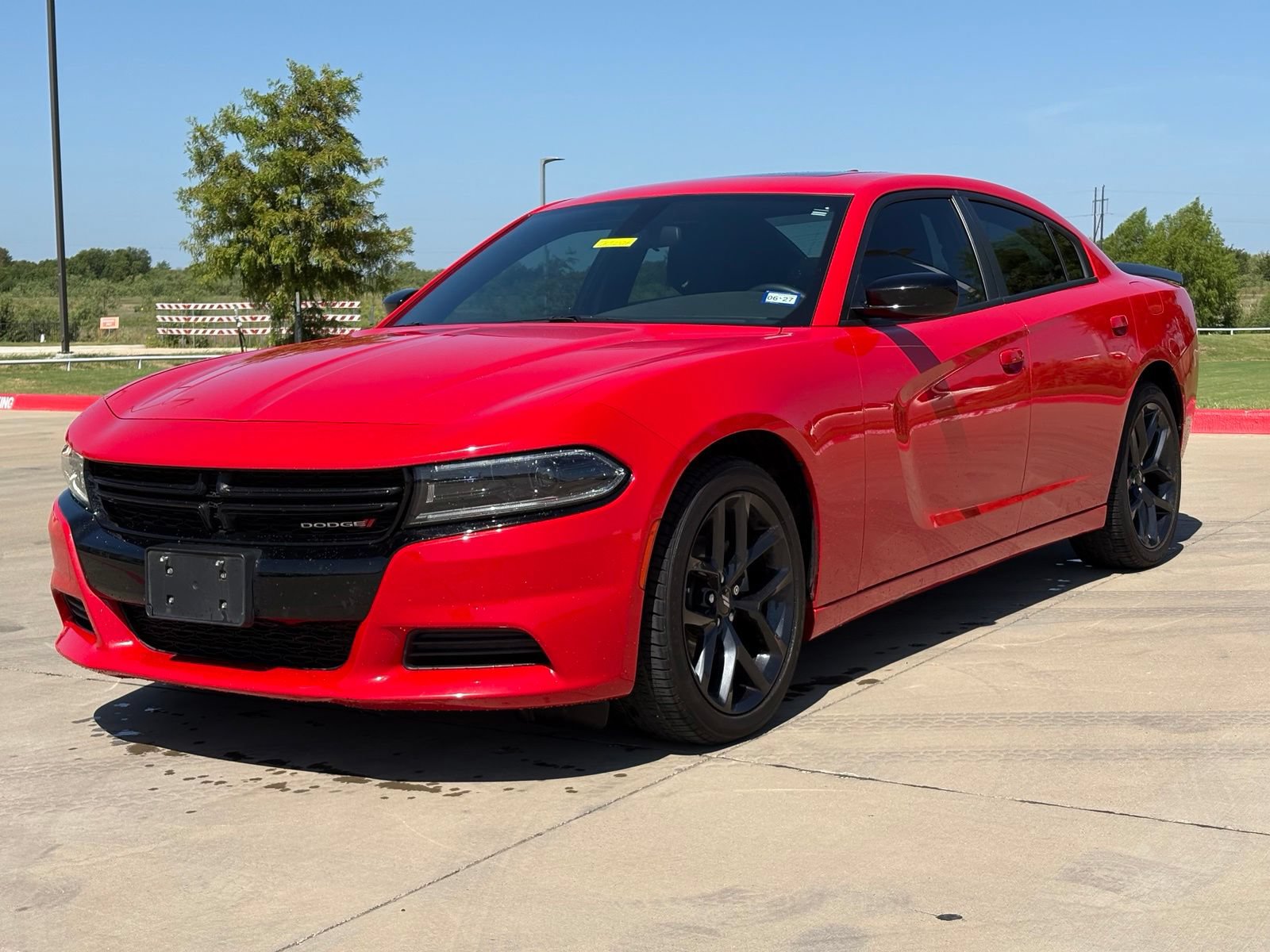 Used 2023 Dodge Charger SXT w/ Blacktop Package RWD video 3