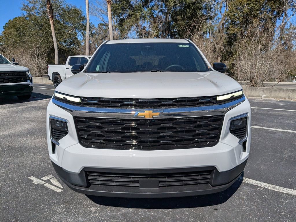 New 2026 Chevrolet Traverse LT w/ Sun and Wheel Package image 9