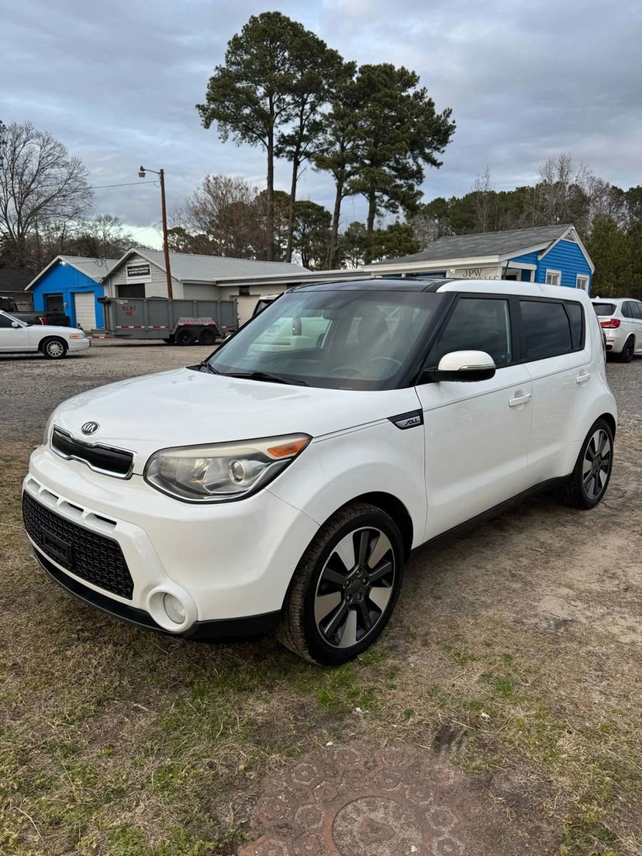 Used 2015 Kia Soul ! w/ Sun & Sound Package image 4