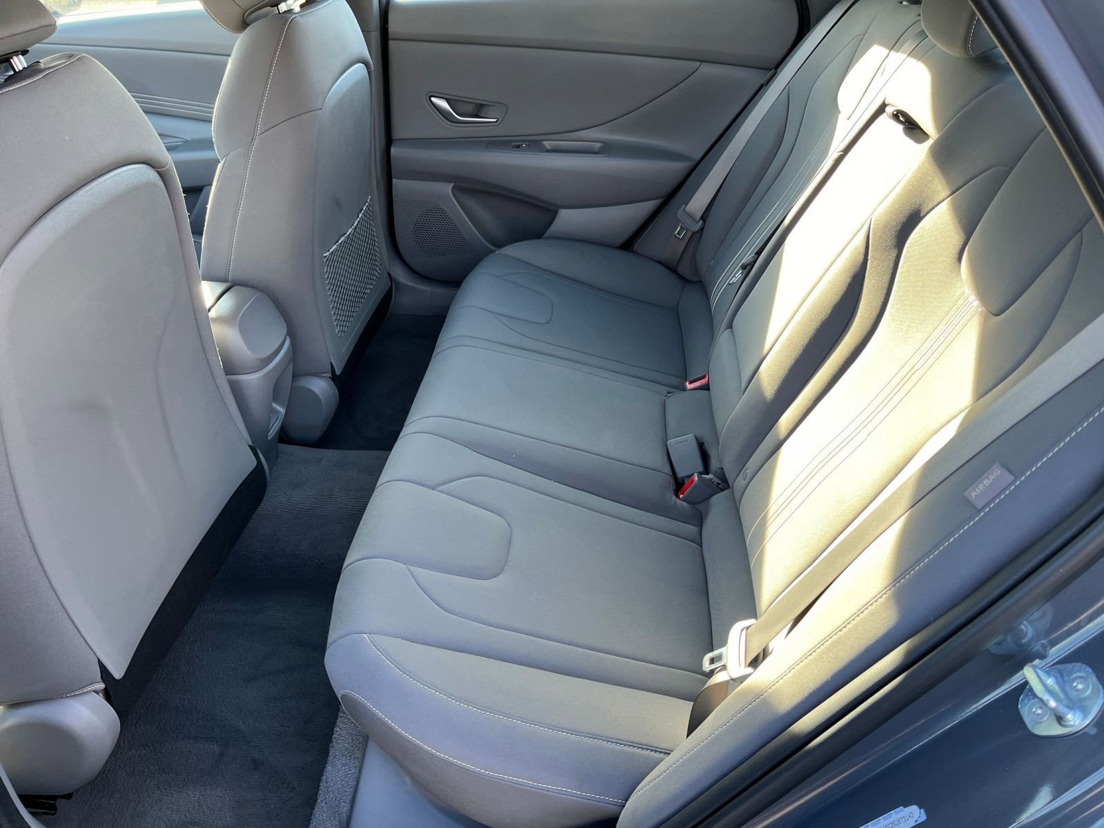 Used 2025 Hyundai Elantra SEL image 22