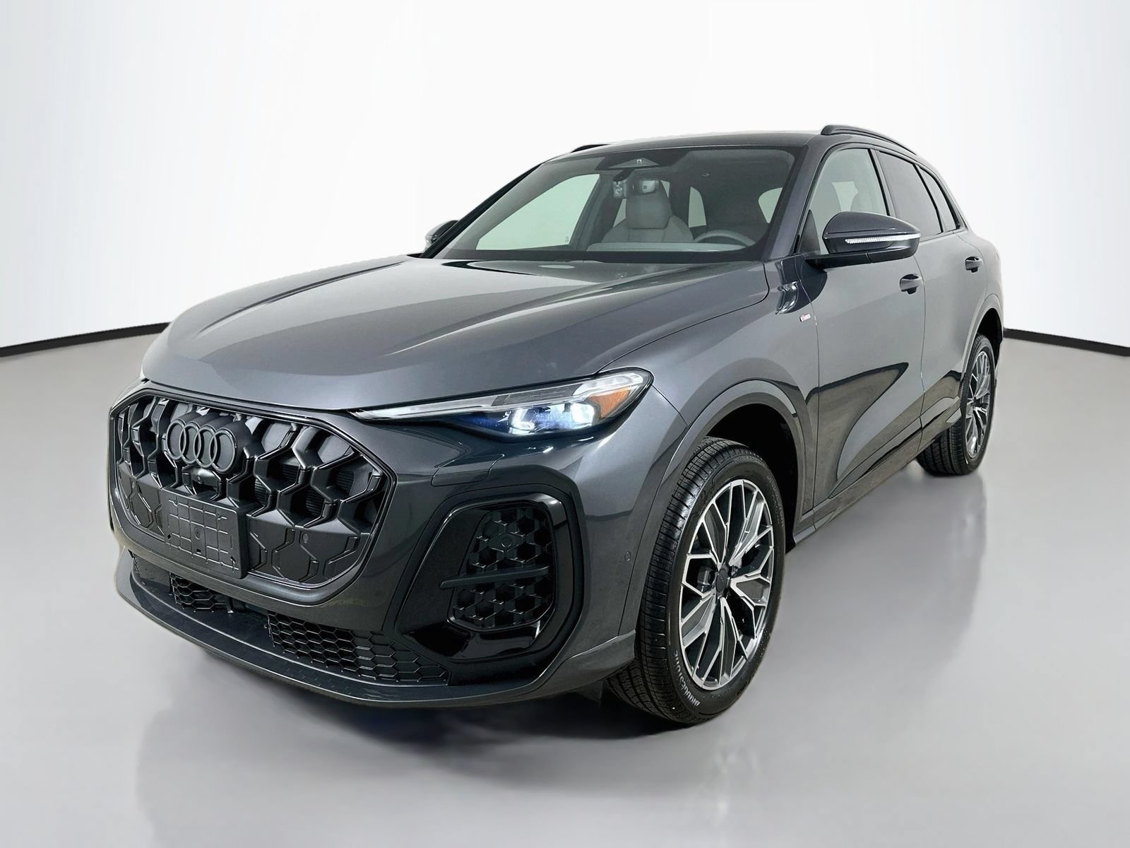 New 2026 Audi Q5 Premium Plus AWD/4WD image 1