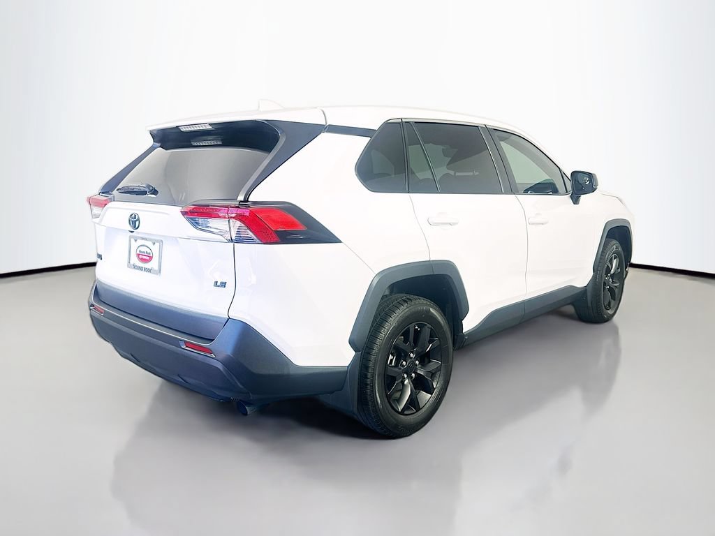 Certified 2025 Toyota RAV4 LE FWD image 5