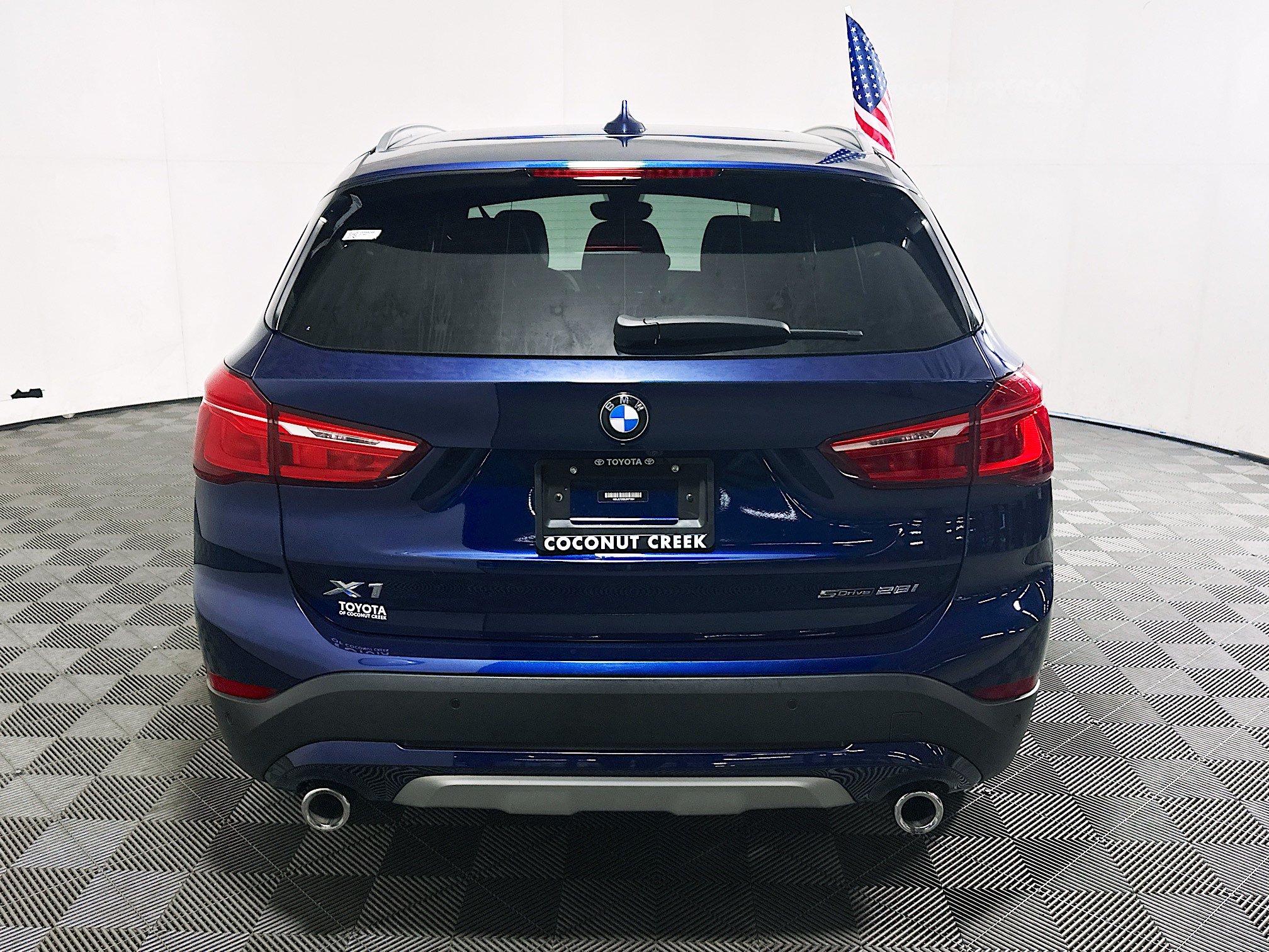 Used 2020 BMW X1 sDrive28i w/ Convenience Package FWD image 4