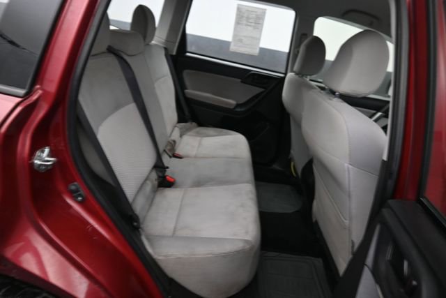 Used 2015 Subaru Forester 2.5i AWD/4WD image 8