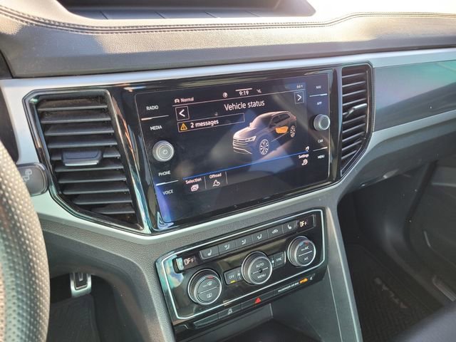 Used 2022 Volkswagen Atlas Cross Sport SEL R-Line AWD/4WD image 21