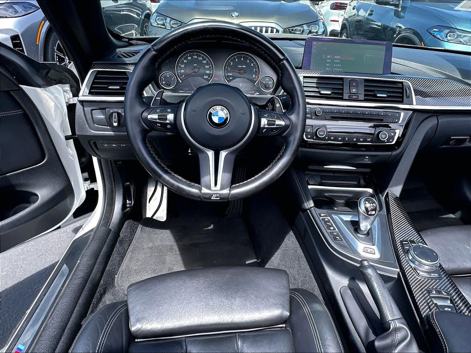 Used 2019 BMW M4 Convertible w/ Competition Package RWD image 11