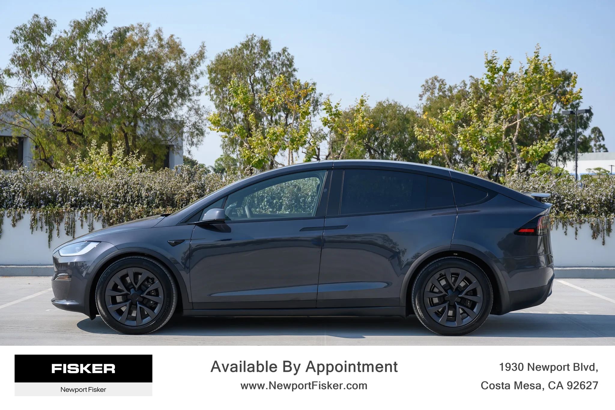 Used 2024 Tesla Model X image 4