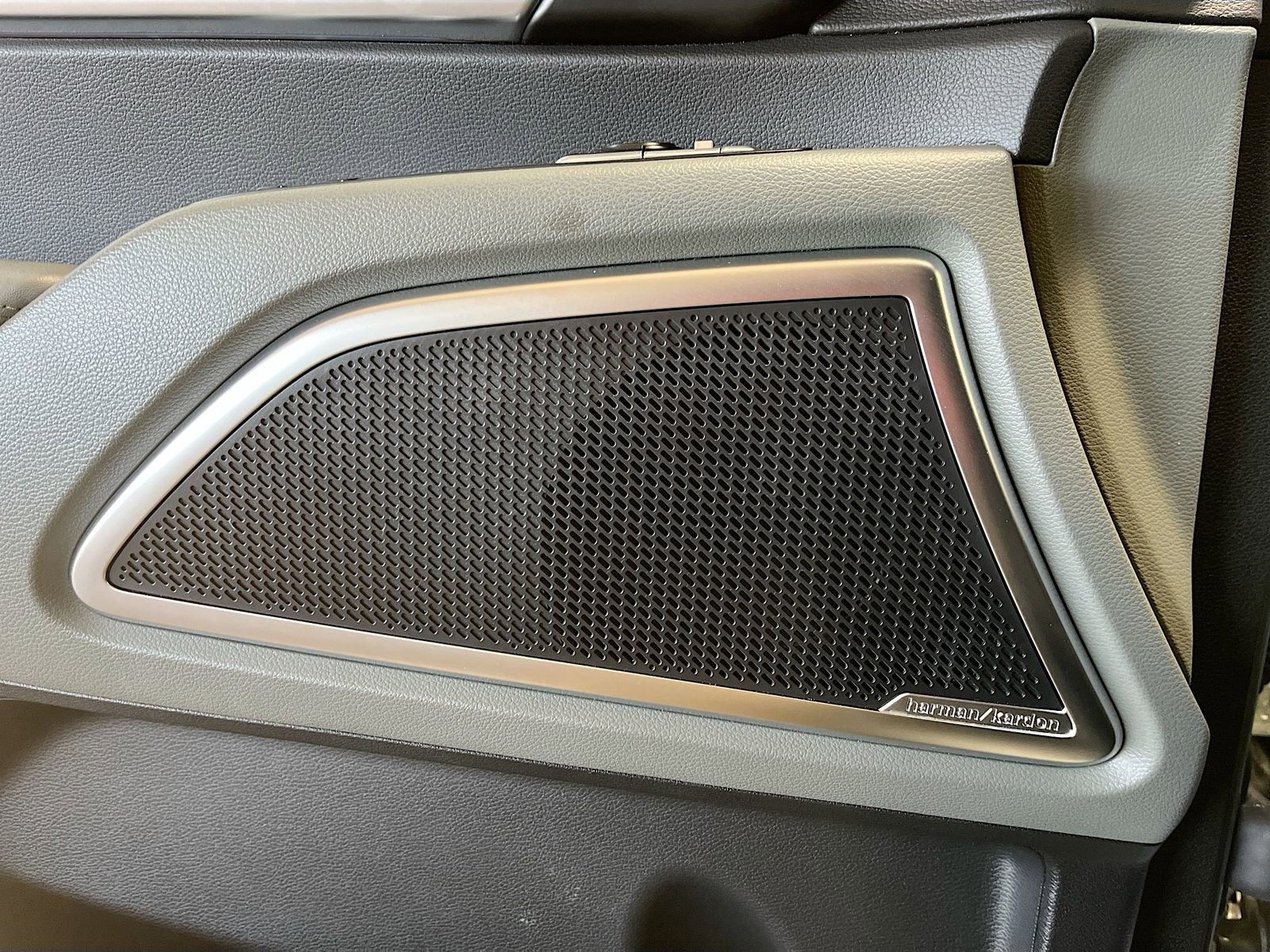 Used 2023 Kia Telluride SX Prestige X-Line image 19