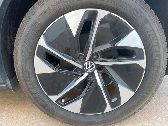 Used 2021 Volkswagen ID.4 1st Edition image 8