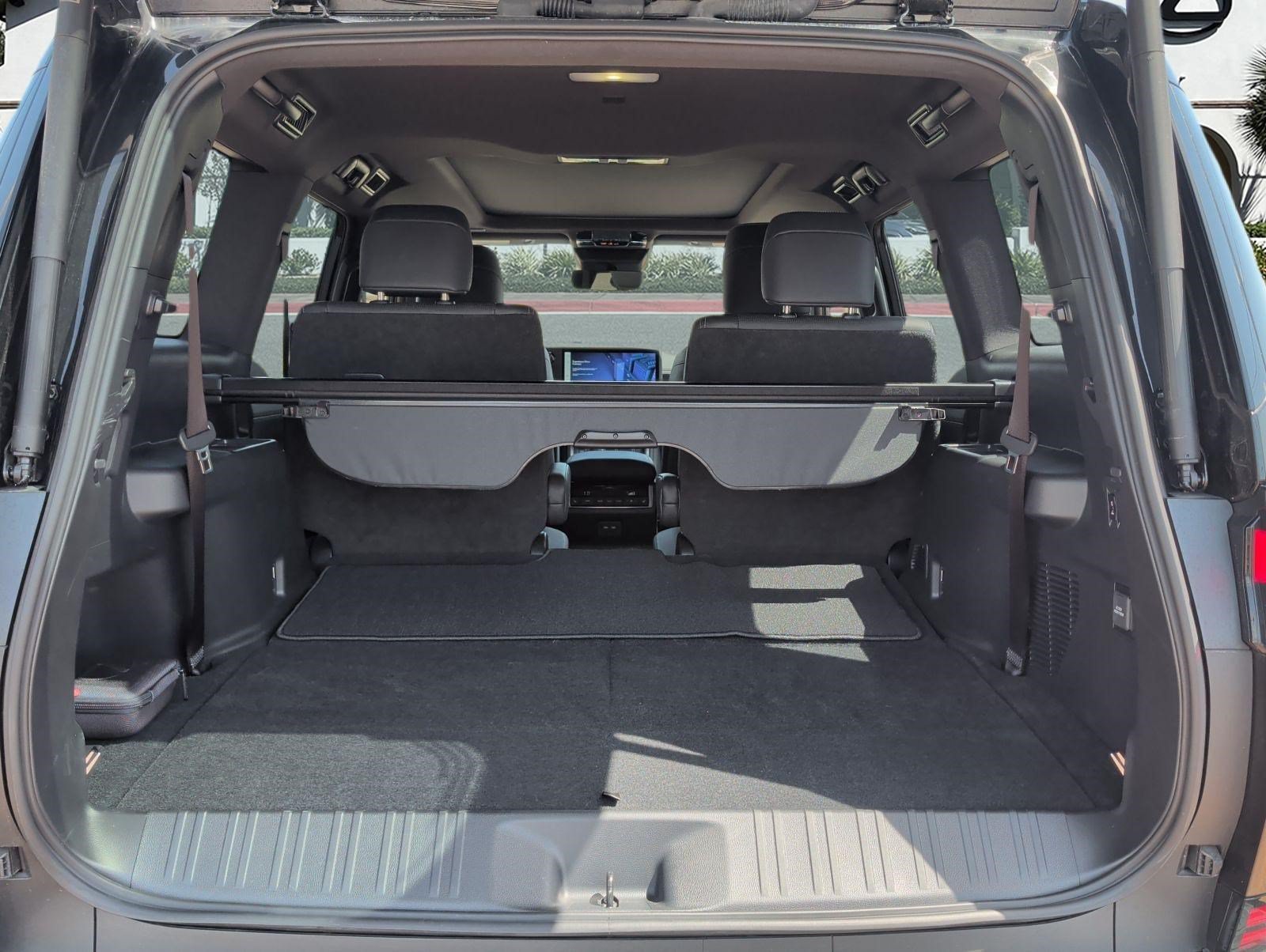Used 2026 Lexus GX 550 w/ Accessory Package (2T) AWD/4WD image 28