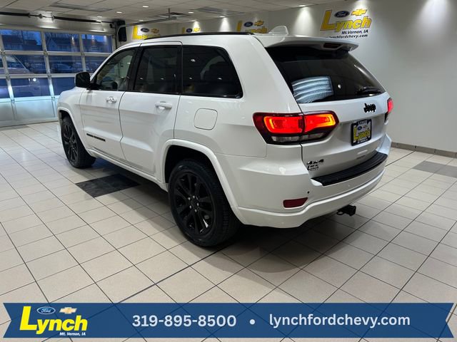 Used 2018 Jeep Grand Cherokee Altitude image 22