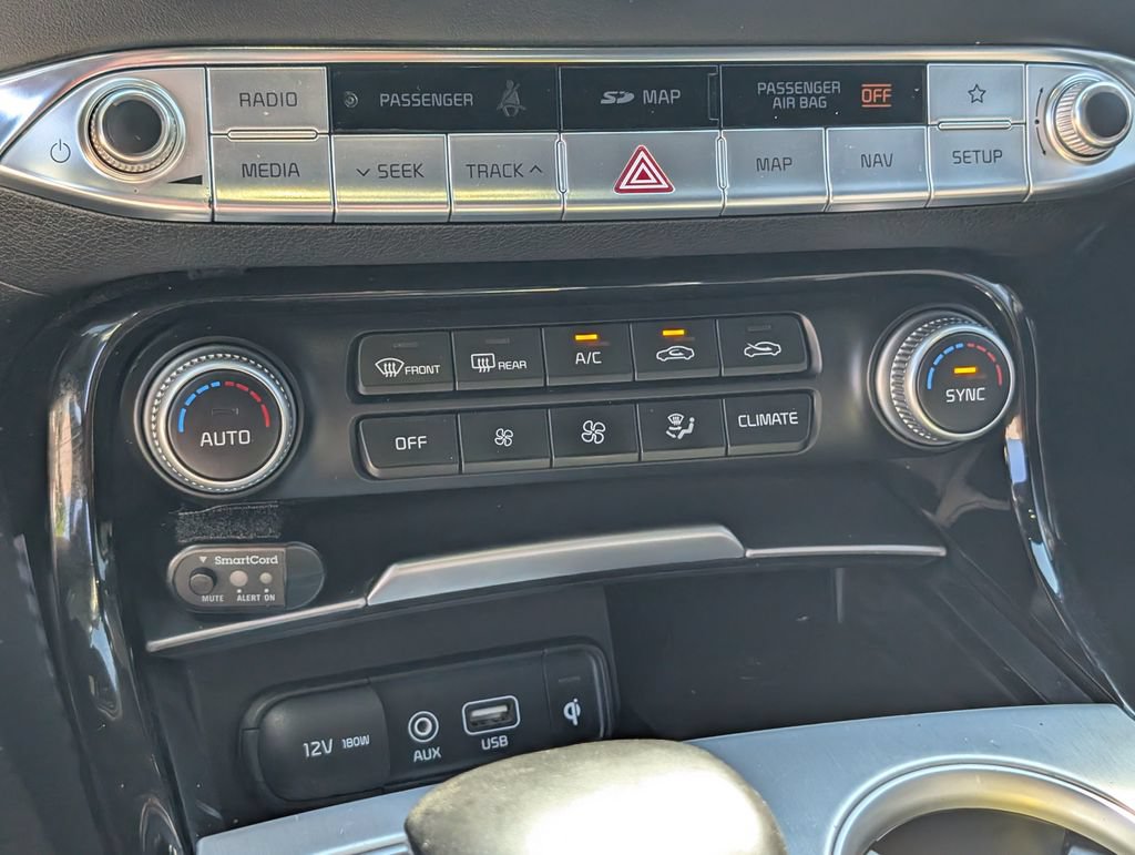 Used 2019 Kia Stinger GT2 AWD/4WD image 28