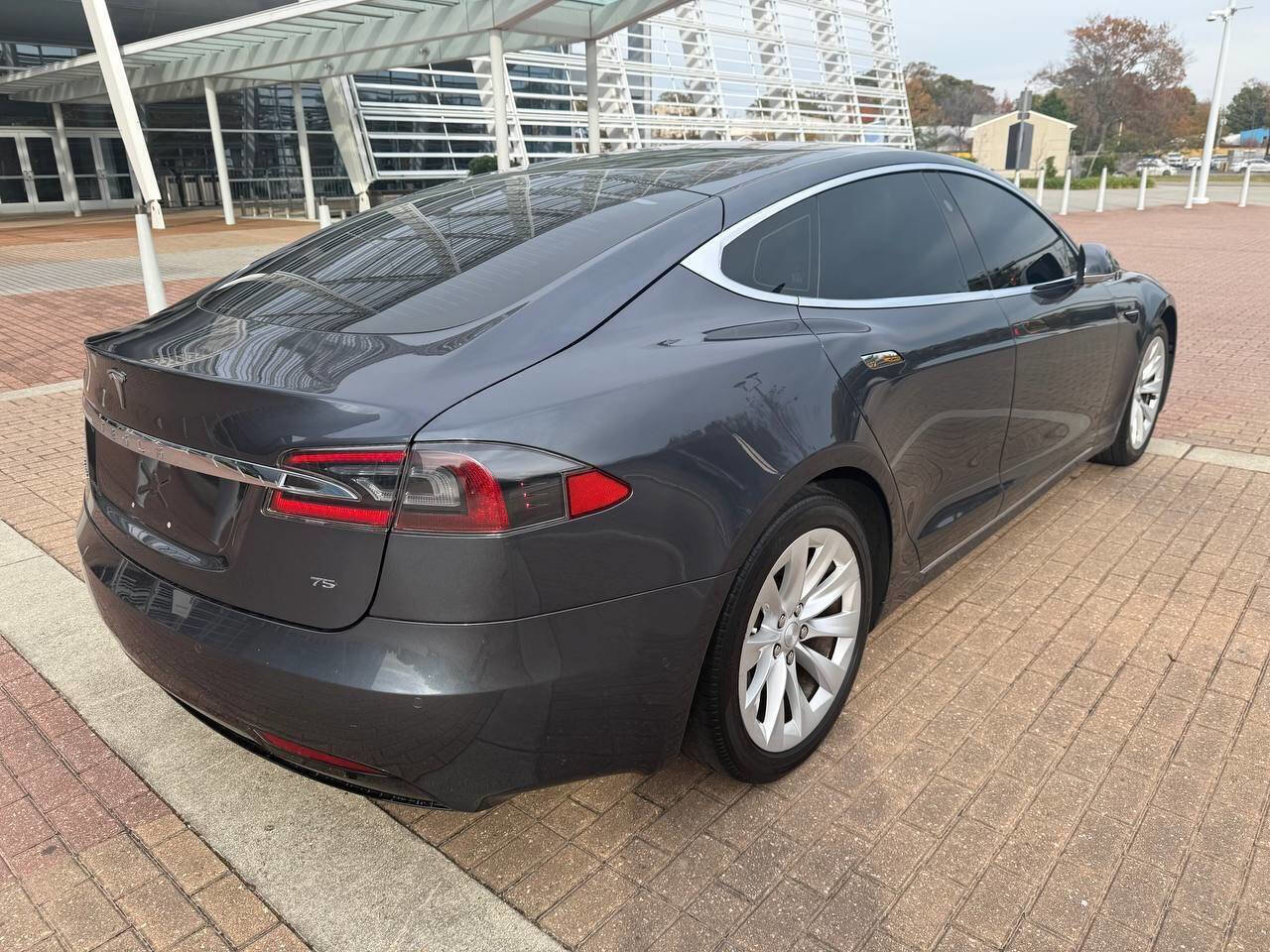 Used 2016 Tesla Model S 75 image 10