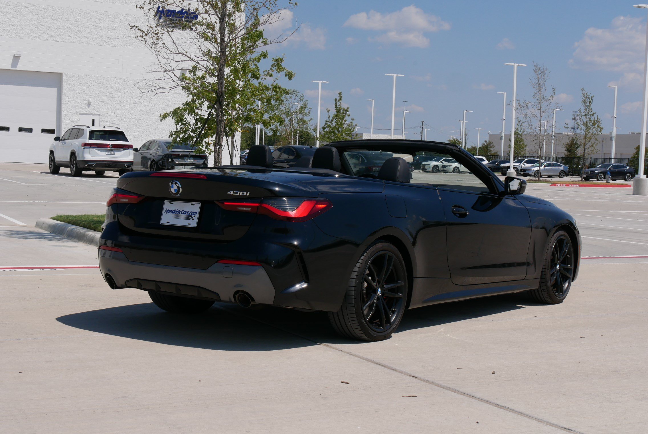 Certified 2023 BMW 430i Convertible w/ M Sport Package RWD image 8