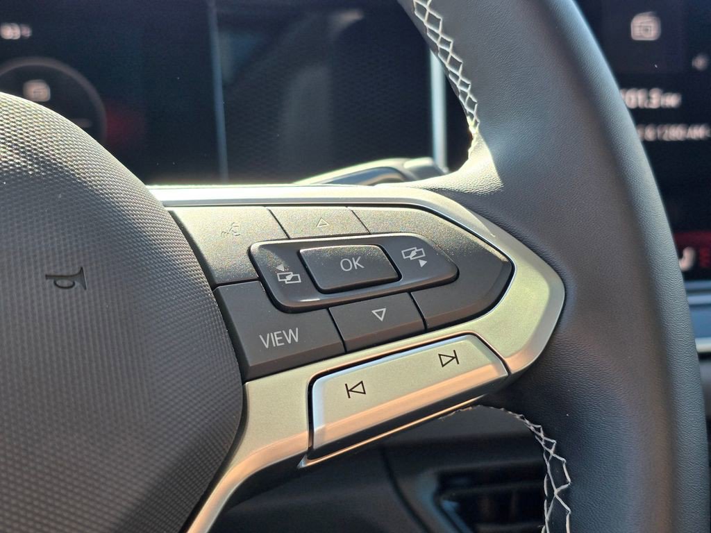 New 2026 Volkswagen Tiguan SE AWD/4WD image 31