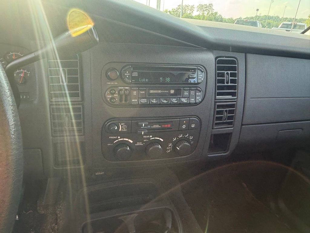 Used 2003 Dodge Durango SLT image 17