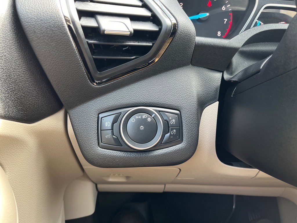 Used 2019 Ford Escape Titanium w/ U9j03 - Titanium Tow Package image 26