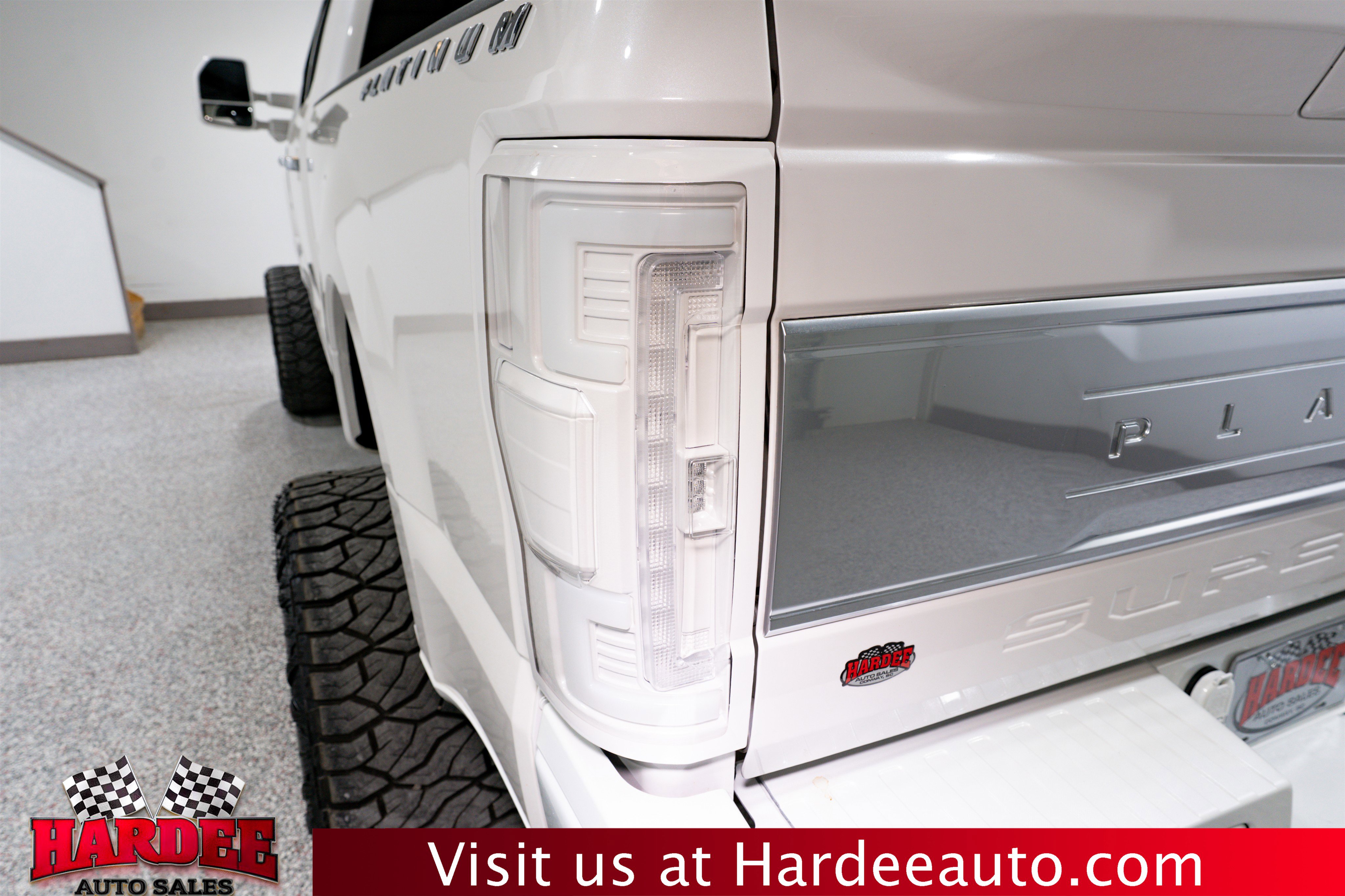 Used 2017 Ford F350 Platinum w/ Platinum Ultimate Package image 12