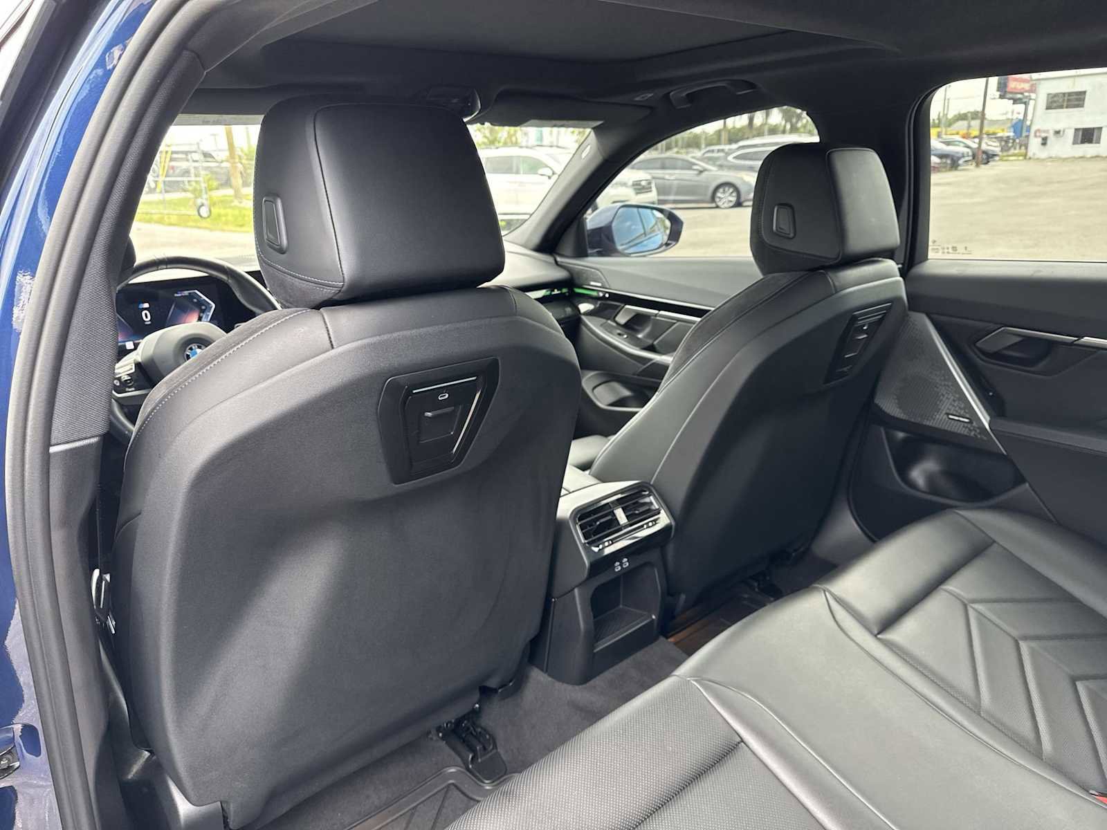 Used 2024 BMW 530i w/ M Sport Package RWD image 17