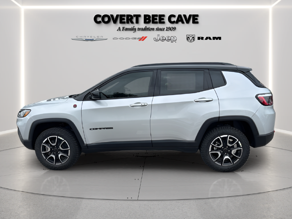 New 2026 Jeep Compass Trailhawk AWD/4WD image 5