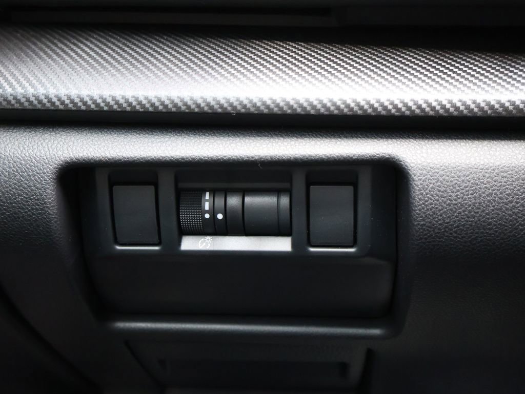 New 2026 Subaru Crosstrek 2.0i Premium AWD/4WD image 31