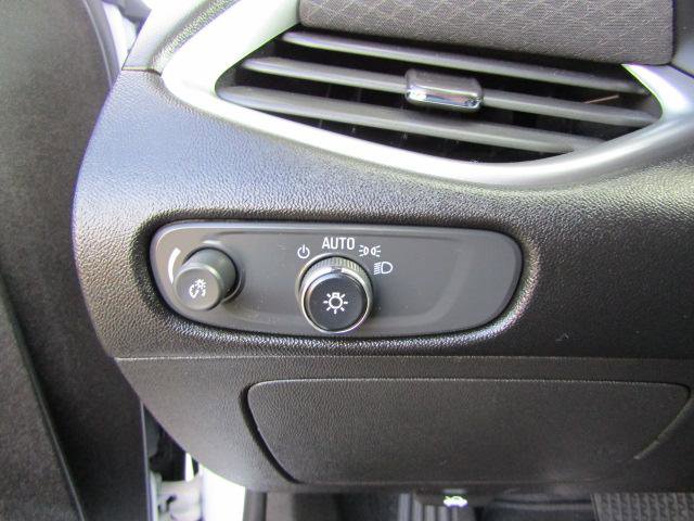 Used 2023 Chevrolet Malibu LS image 19